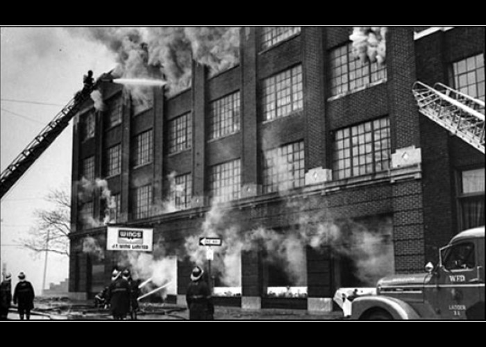 1971 – J. T. Wing Building Fire – Pitt Street East
