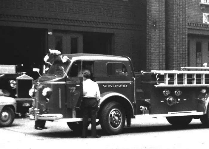 Factory-fresh 1948 LaFrance arrives at WFD Headquarters. - WMC Collection