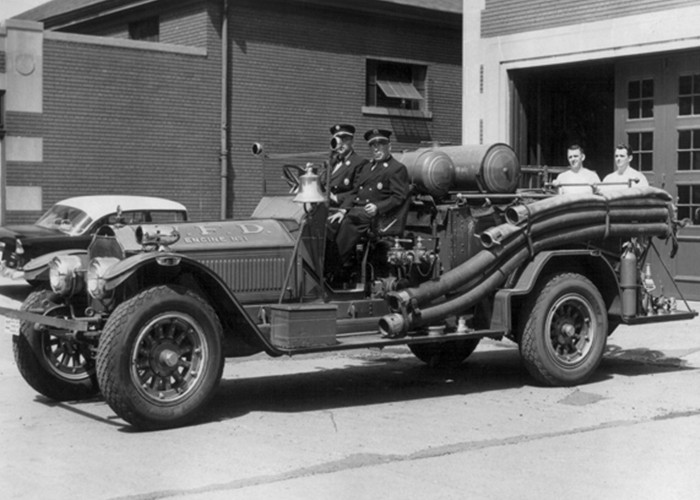 Engine No. 1, the 1925 LaFrance Type 45, shortly before donation to a local antique car club in 1959
