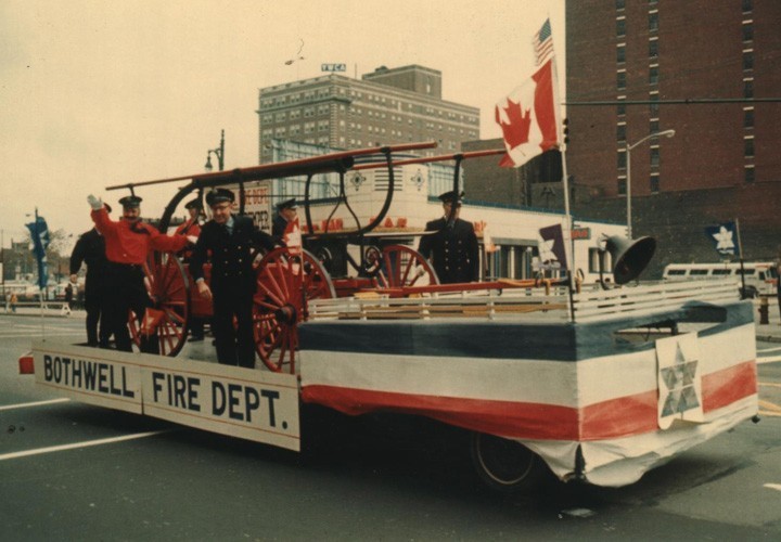 Bothwell's float with antique hand pumper